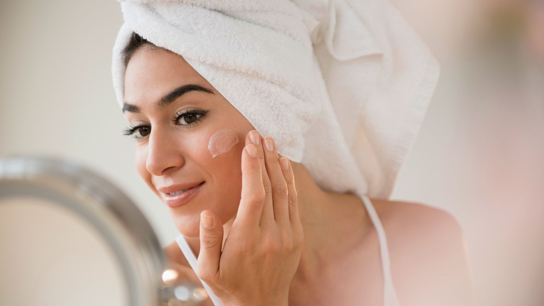 mitos tentang skincare yang perlu kamu ketahui 