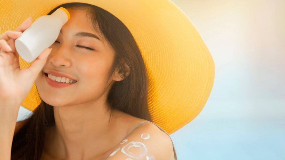 jangan lupa menggunakan sunscreen setiap hari 