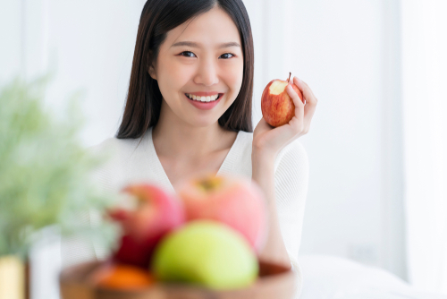 cegah radikal bebas dengan skincare yang mengandung antioksidan 