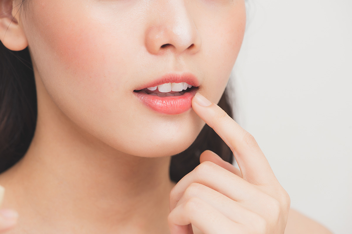 tips membuat bibir lebih merona