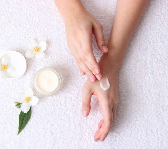 Rekomendasi Body Lotion dan Body Serum Alami
