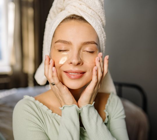 Skincare untuk Atasi Kulit Mengelupas