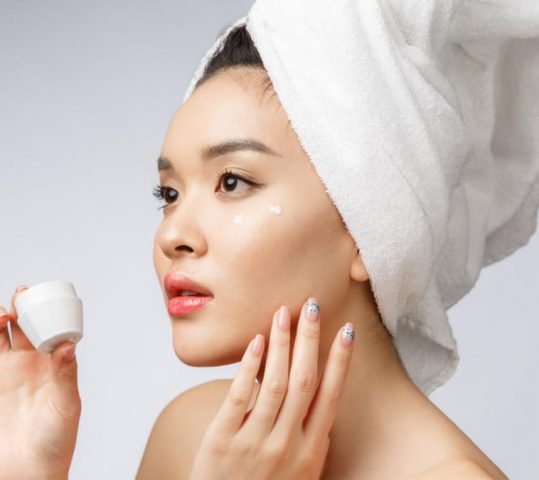 Skincare Anti Aging yang Cocok Usia 20 Tahun Ke Atas